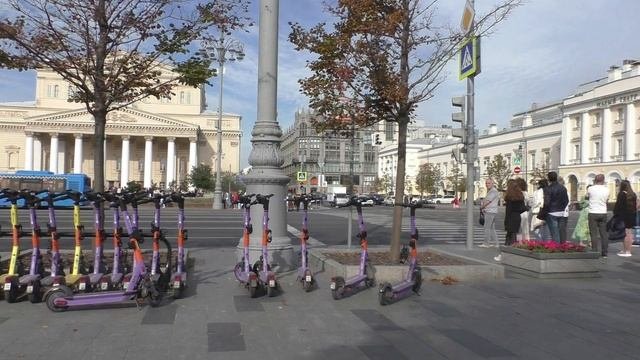 Театральная площадь в Москве. Большой театр.  24 сентября 2023г