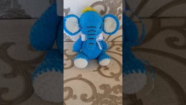 Вязаный слоненок #crochet #вязание #toqish #крючком смотреть онлайн