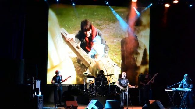 - "Дом" (концерт Дениса Майданова в Смоленске, 21.03.2013 г.).- смотреть онлайн