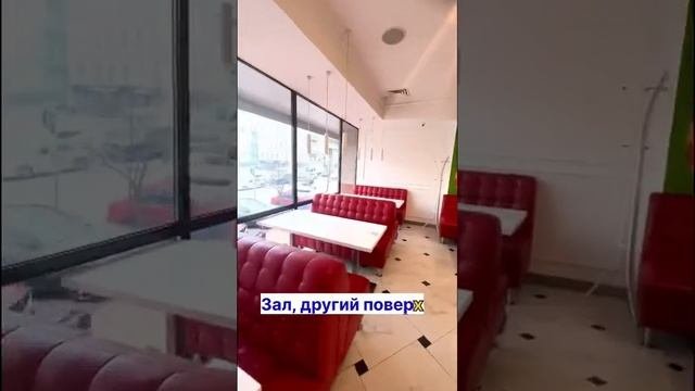 Продаж 412 кв.м. вул. Володимирська, Фасад, зараз орендарі Salateira