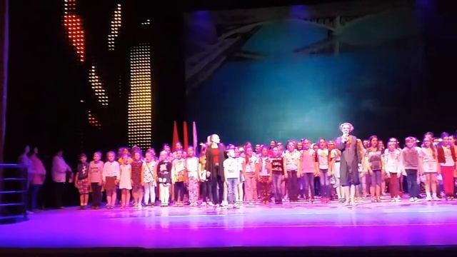 389 лет Красноярску репетиция детский хор 200 человек смотреть онлайн