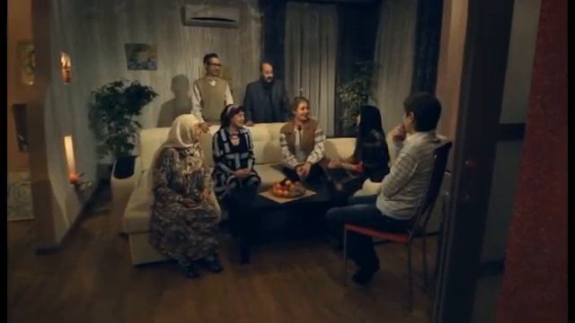 12. Фирая Акбәрова һәм Люция Хәмитова Семейные хлопоты фильмында (2016) смотреть онлайн