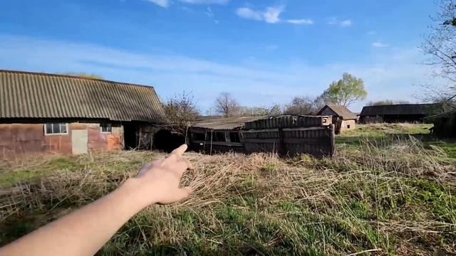 большая заброшенная деревня