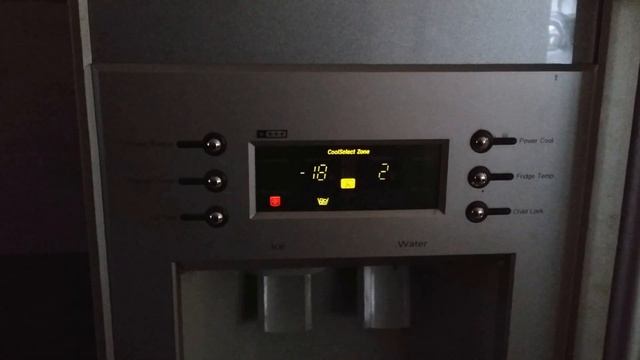 Test Máy phát điện GSMOON XYG3500i, chạy 2 máy 1,5hp và 1 tủ lạnh смотреть онлайн