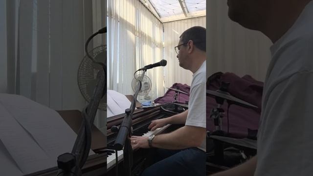 Let me entertain you смотреть онлайн