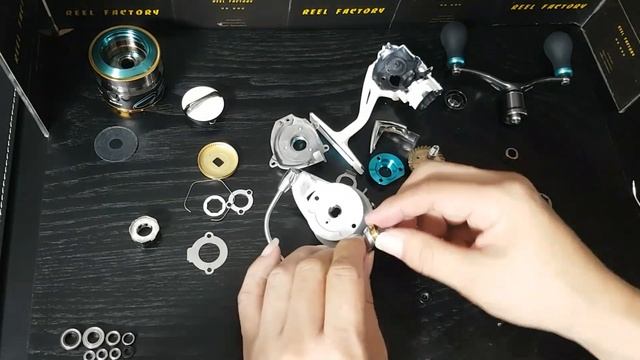 ♡릴팩토리♡ 다이와 09 에메랄다스 2506(DAIWA 09 EMERALDAS 2506 MAINTENANCE , SPINNING REEL OVERHAUL) смотреть онлайн