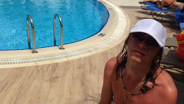 Вадим Манцев на отдыхе. Vadim Mantsev on vacation. смотреть онлайн