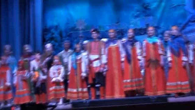Народный коллектив ансамбль русской песни Коломенские зори "Днесь родился" смотреть онлайн