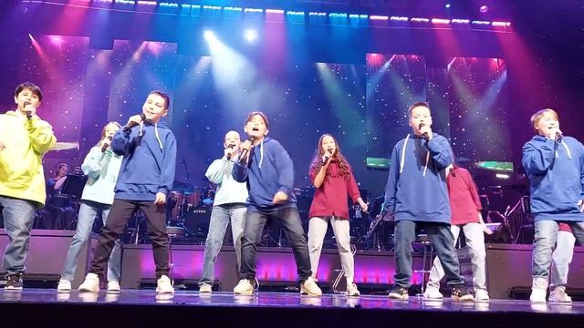 ЭСТРАДНЫЙ ТЕАТР СОЛОМИНКА: Раз игра, два игра! смотреть онлайн