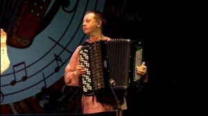 Шуточные припевки Липецкой области. Исполняет Анастасия Манаенкова, аккомпанирует Алексей Манаенков.