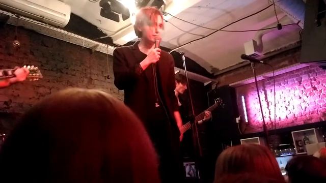 Ярослав Баярунас - Waving through a window смотреть онлайн