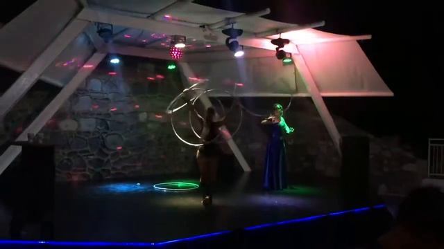 Anna mernaya hoops and opera Yana