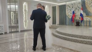 Первый танец в ЗАГСе