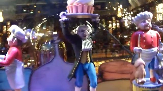 Предновогоднее_настроение_от_Елисеевского.MP4 смотреть онлайн