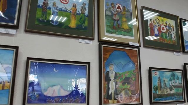 Экскурсия по выставке "Знамя мира глазами детей России и Индии"
