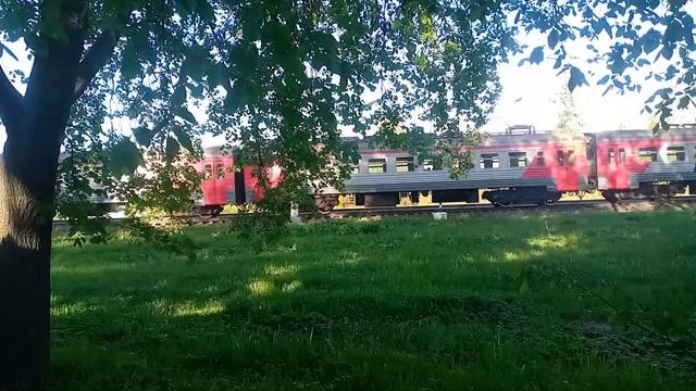 Электропоезд эт2м-055 Сообщением Санкт-Петербург Павловск Перегон Царское Село Павловск смотреть онлайн