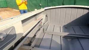 Покраска лодки прогресс 1971г.