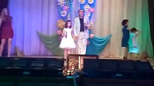 Двина и Конфетти   Динозаврики 11 10 2018