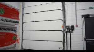 Установке ворот и герметизаторов проемов ALUTECH на предприятии по переработке морепродуктов