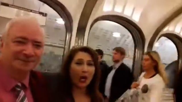 Салихат Валиева и Сейран Мурадян(Президент гильдии продюсеров России)поддержади меня смотреть онлайн