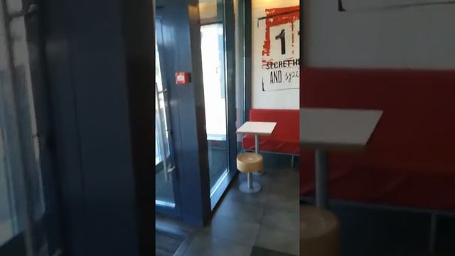 Остекление ресторана быстрого питания на Заневском проспекте, г. Санкт-Петербург смотреть онлайн