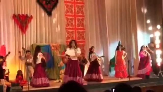 Альбина Коваль и Цыганский театр Gitanes смотреть онлайн