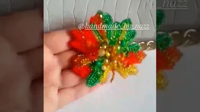 Брошь кленовый лист