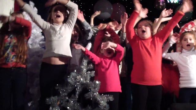 Замыкая круг финальная песня смотреть онлайн