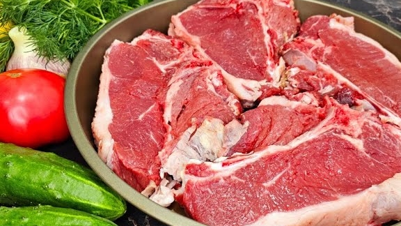 Любое мясо станет нежным и сочным,если вы приготовите так! Невероятный рецепт ГОВЯДИНЫ в духовке!