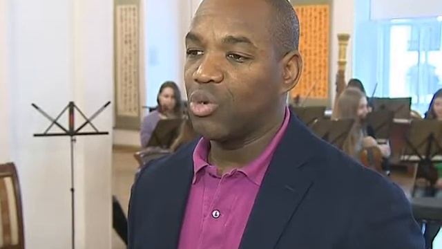 Концерт Лоренса Браунли смотреть онлайн