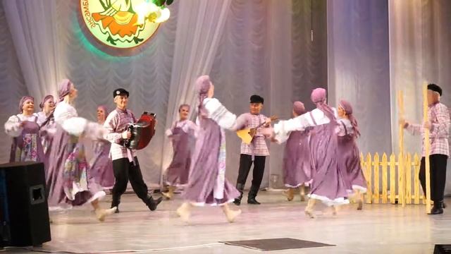 в гостях смотреть онлайн