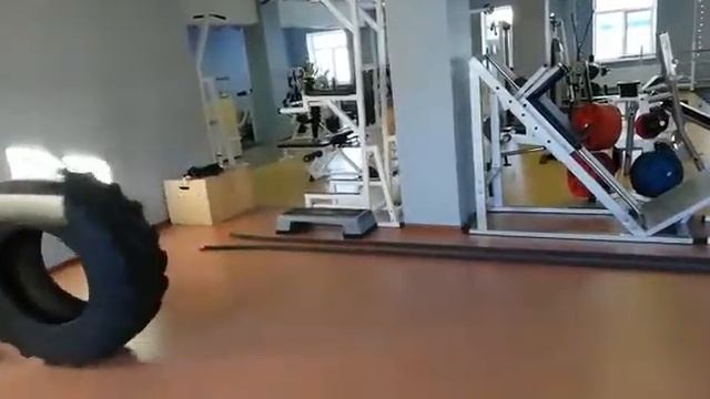 Функциональный тренинг с покрышкой смотреть онлайн