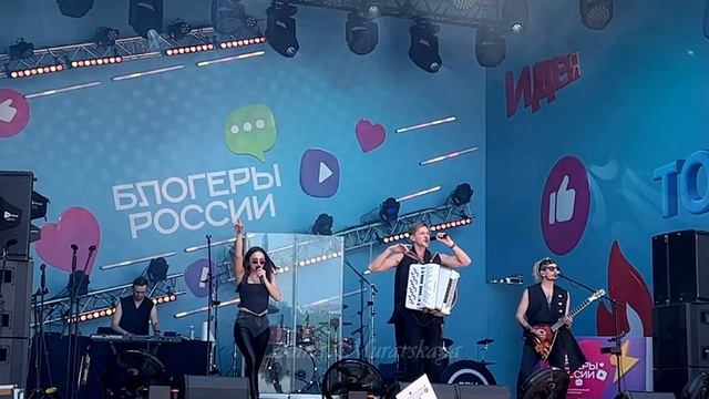 🎹 КАВЕР-ГРУППА "РВИ БАЯН" 💗 ГРУСТНЫЙ ДЭНС 💗 БЛОГЕРЫ РОССИИ #2023 смотреть онлайн