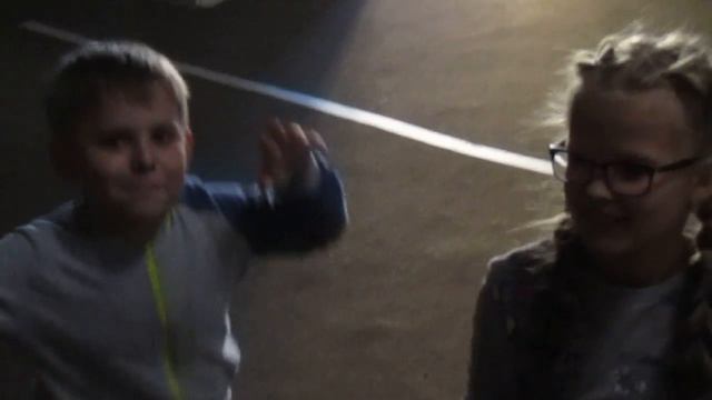 артисты... даже юные....всегда чуточку хулиганы...))) смотреть онлайн