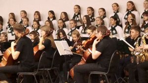 "Славься" из оперы "Иван Сусанин" М.И.Глинки.