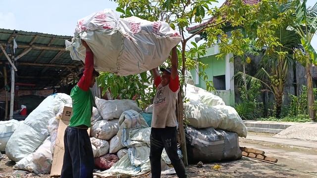 Muat rosok keras besar 2 bagor!!!! смотреть онлайн