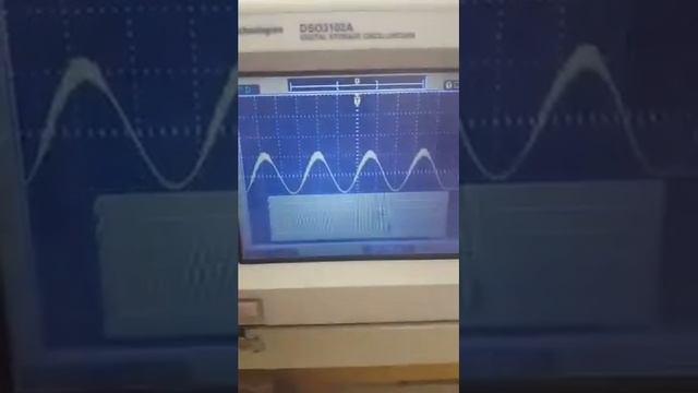 7 kHz Oscilator + Amplifier смотреть онлайн