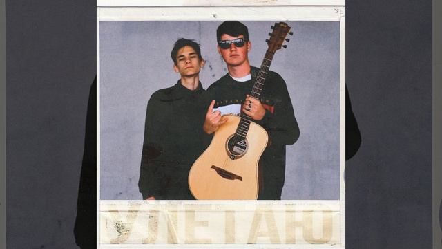 Улетаю (Дэн Аврамов & Матвей Королев) смотреть онлайн