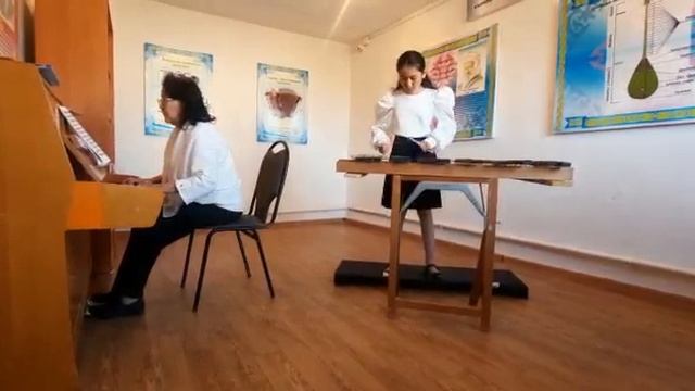 Сағабүйен балалар саз мектебі МКҚК/аспапта ойнау.ксилофон/. Ж.Бизе " Увертюра к опере Кармен" смотреть онлайн