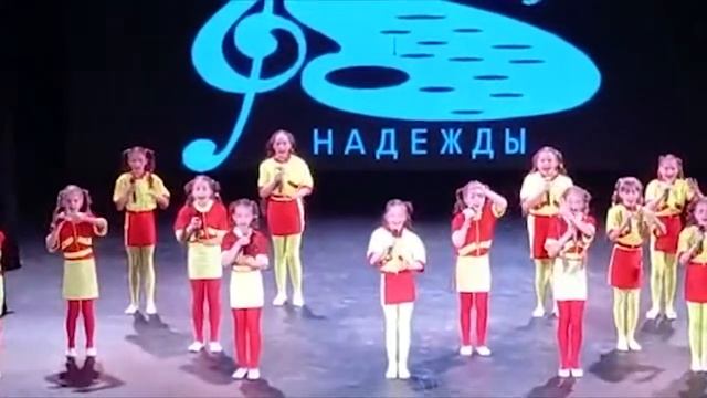 Здравствуй счастье - ансамбль "ДЖЕМ" ДОВС "Ассорти" смотреть онлайн