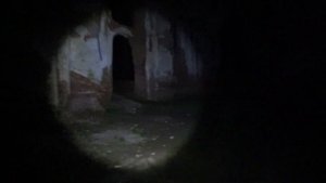 НОЧЬЮ В ЗАБРОШЕННОЙ ЦЕРКВИ