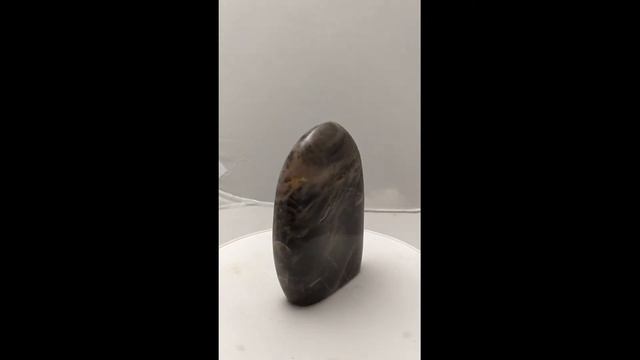 минерал лунный камень черный 2.5х8х12 см