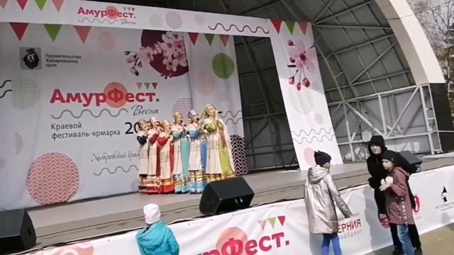 Народный ансамбль русской песни "Калинушка" смотреть онлайн