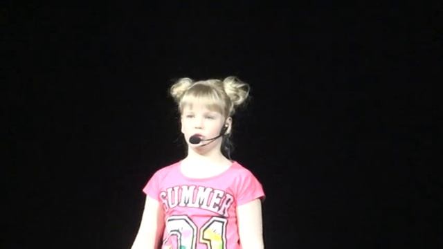 Ирина Пивоварова "О чем думает моя голова", читает Лаптева Кристина смотреть онлайн