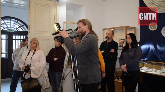 В Измаиле состоялось "Путешествие в хрупкий мир фарфора" смотреть онлайн