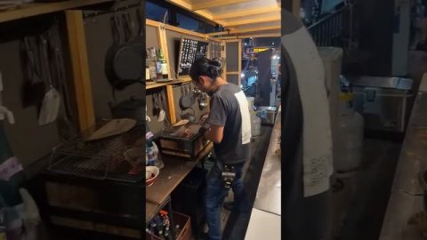 Our First Livestream from Yatai Keiji in Fukuoka! Наша первая прямая трансляция из Yatai Keiji