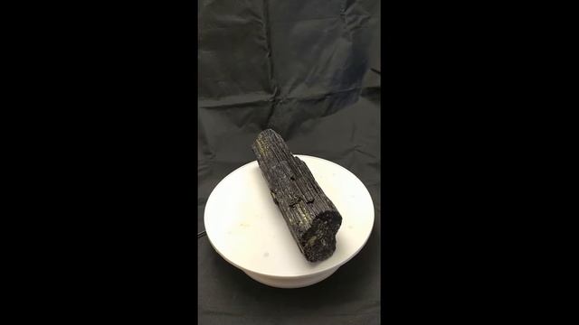 минерал Турмалин черный (Шерл) 5х17.5х5 см