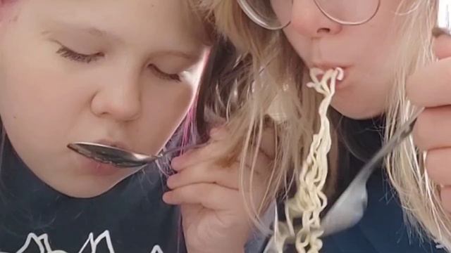 Пробуем продукты от фирмы« каждый день» смотреть онлайн