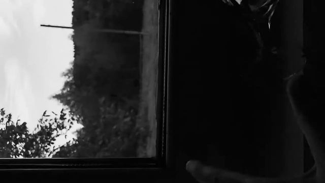 Пытаюсь понять... стакан наполовину пуст или полон?)) Как считаете?) смотреть онлайн