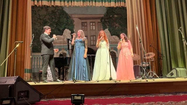 "O sole mio" с сюрпризом!!! смотреть онлайн